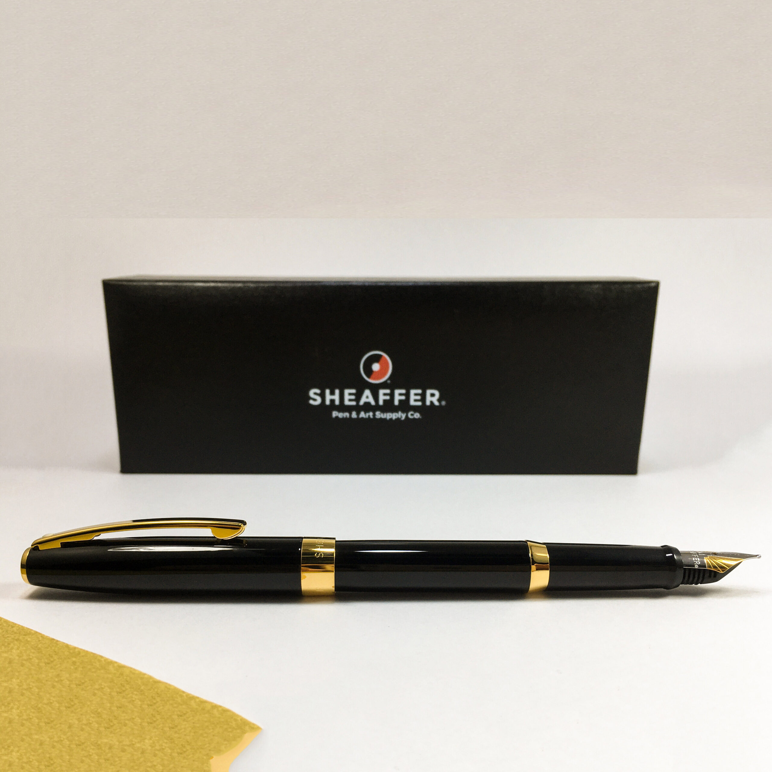 Sheaffer Sagaris GlossBlack with Gold Plated Trim Fountain Pen.
