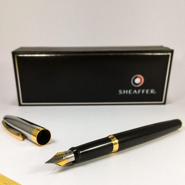 Sheaffer Sagaris GlossBlack ,Chrome cap with Gold Plated Trim Fountain Pen. - Image 5
