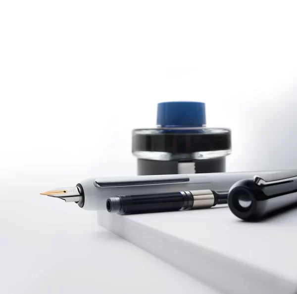 LAMY dialog Piano-white Fountain pen - Image 4